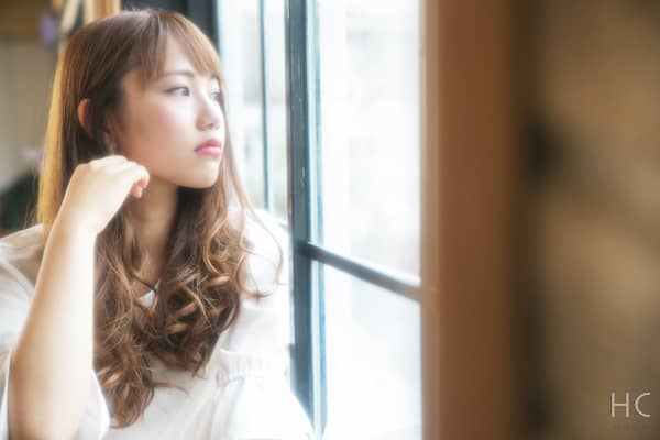 手を握るのは好意があるから？女性の手を握る男性心理と対処法