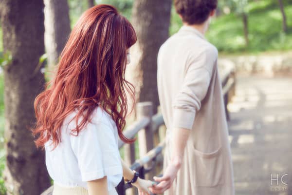 抱きしめて寝る男性心理とは?付き合ってない場合の男の本音も解説